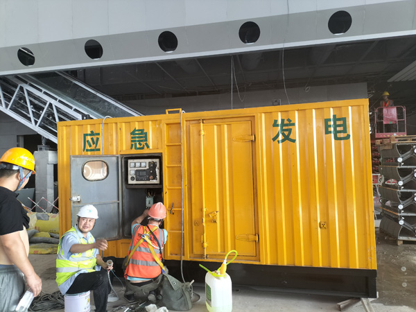 河西怎样判断空气滤清器是否需要更换？